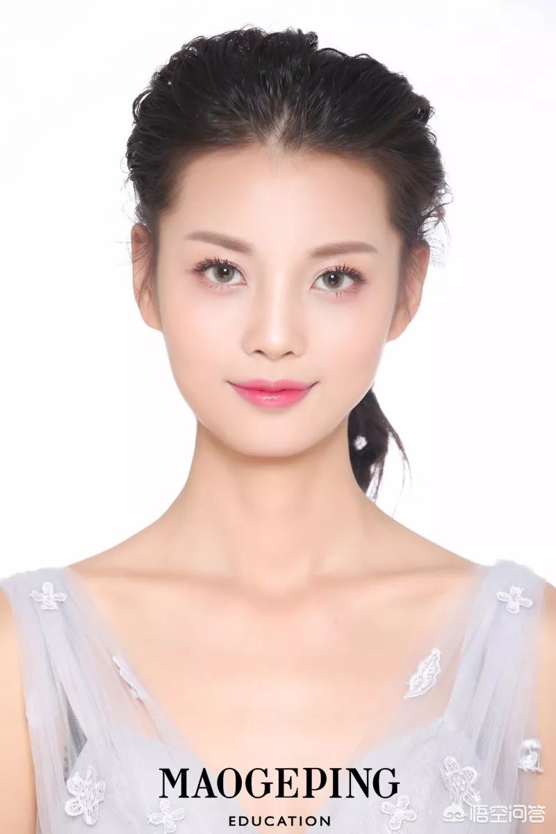 新娘发型化妆技巧

