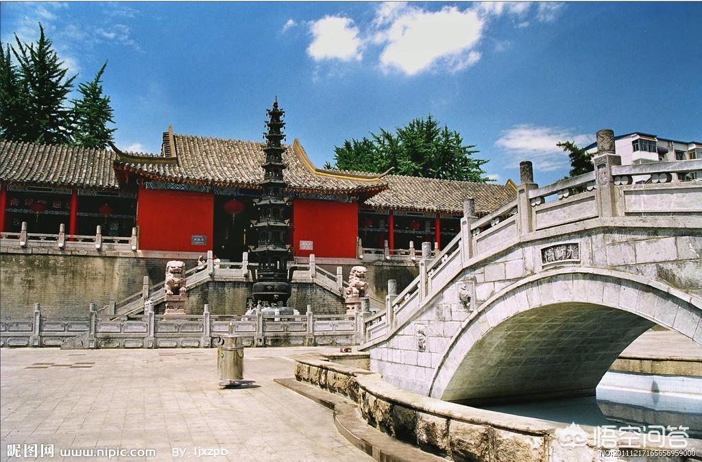 济南、合肥与成都相比，只论宜居环境，你认为哪里更好？