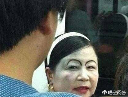 新手化妆简易技巧视频
