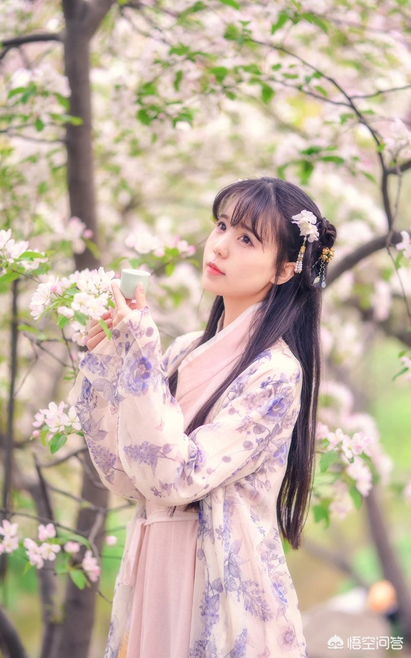 搭配衣服技巧化妆
