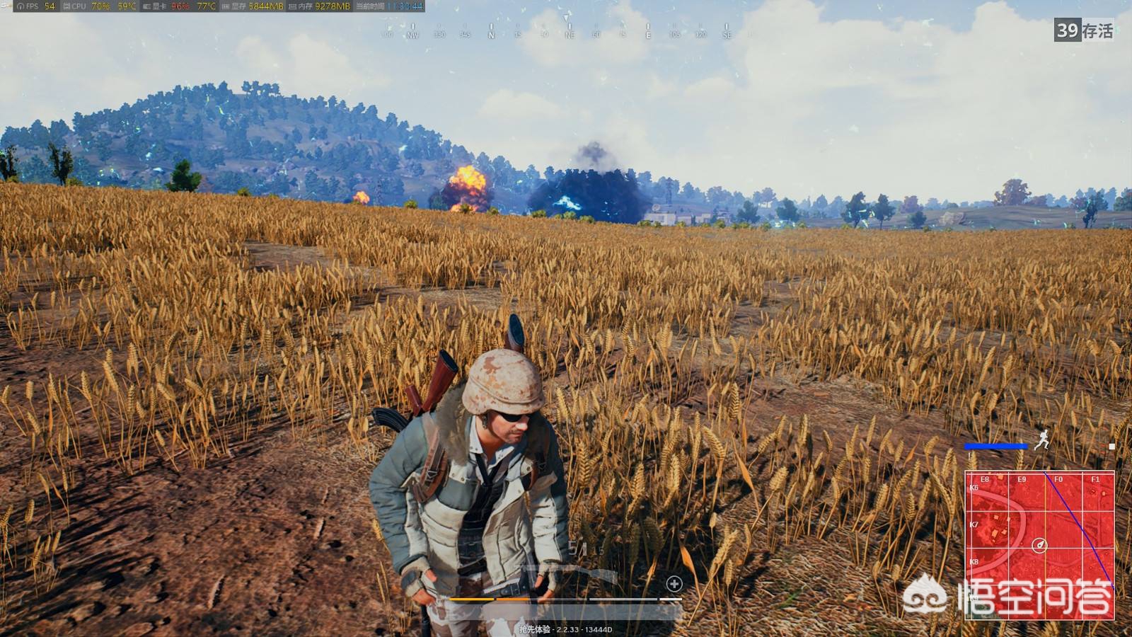 《绝地求生》明明是一款偏竞技的游戏，为什么有些玩家如此热衷于玩第三人称呢？