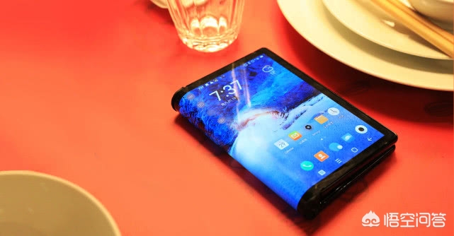 [柔宇折叠手机]2021年柔宇折叠屏手机还值得买吗？