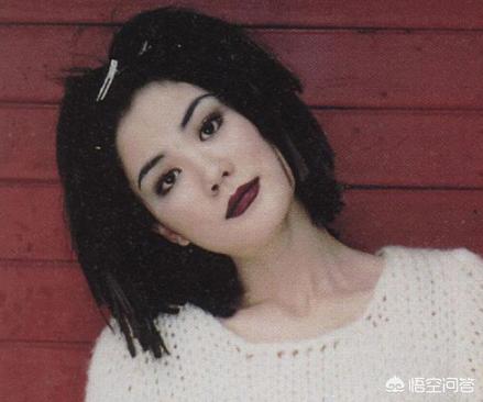 学习各大博主化妆技巧
