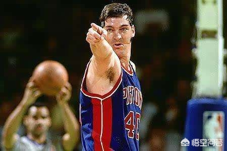 有人说,NBA的强悍防守是用技术性的,而CBA的强悍防守是犯规性。如何理解这句话? 有人说,NBA的强悍防守是用技术性的,而CBA的强悍防守是犯规性。如何理解这句话?