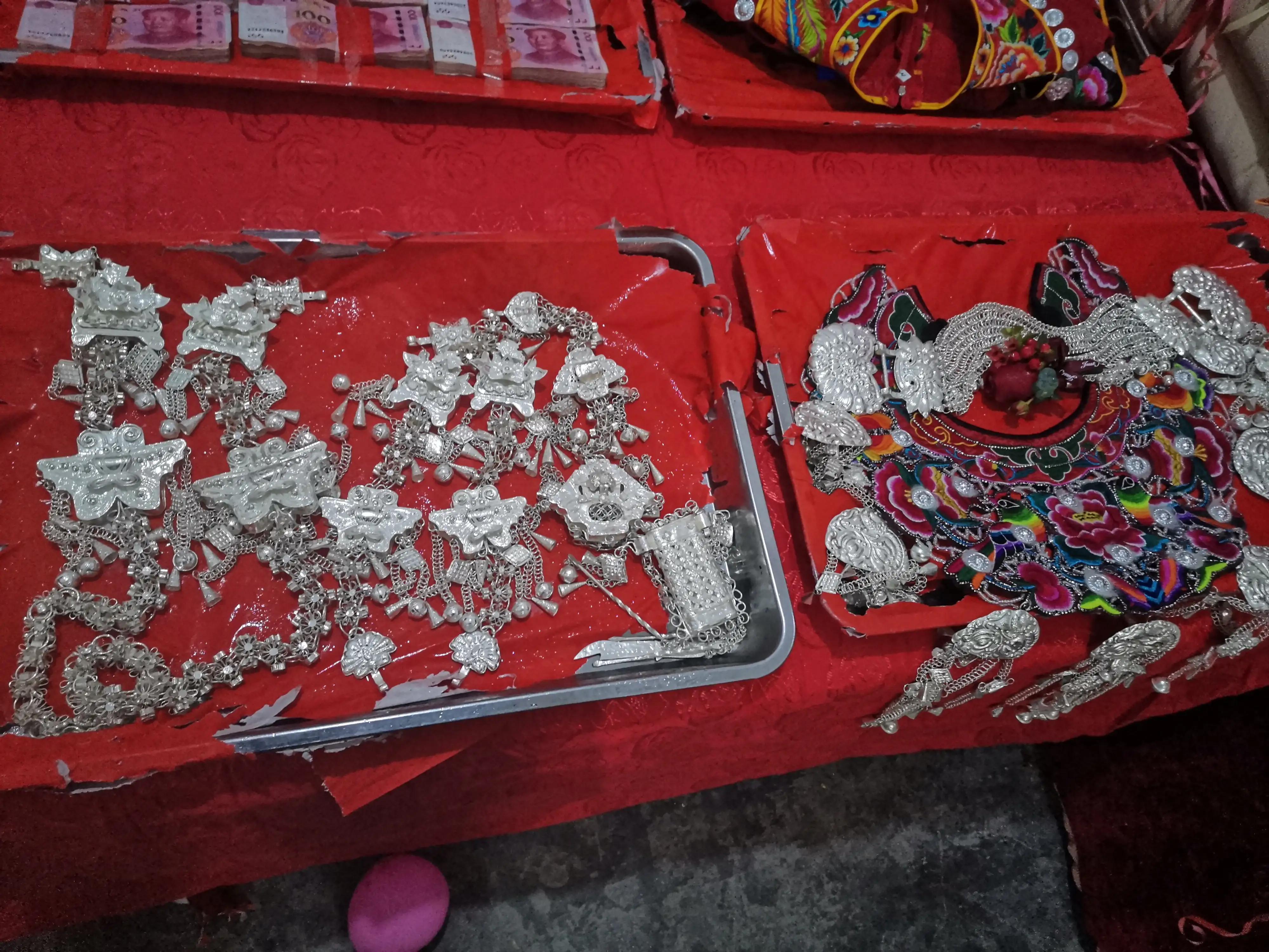 吉首婚庆用品，吉首婚庆用品批发市场在哪里