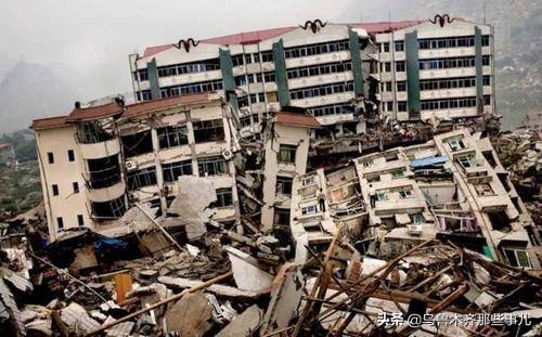 作为这次的疫情重灾区湖北，比起汶川大地震，哪个所受的伤害大？