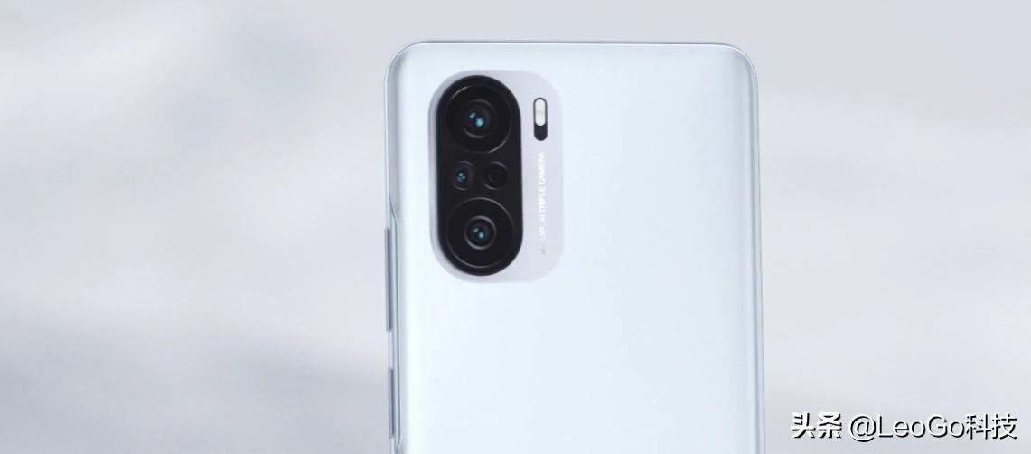 手机新品（网购手机如何判断是新机？）