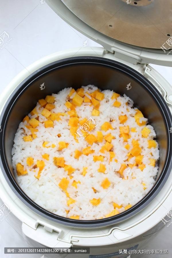 [电饭锅怎么用]新电饭锅第一次怎么用？