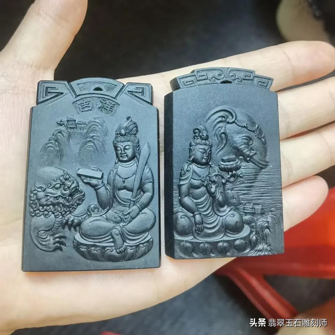 在线等懂玉的大神帮忙看看这个玉镯怎么样？