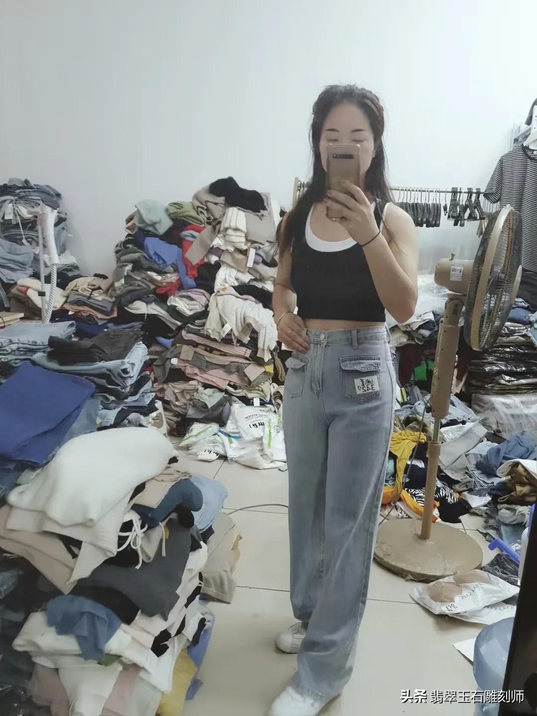 在线等懂玉的大神帮忙看看这个玉镯怎么样？