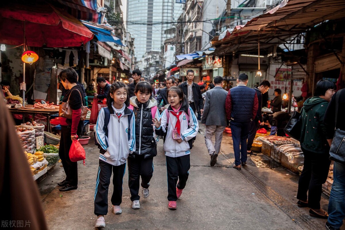 厦门市打工的人有多少人