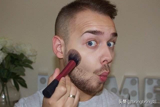 拍摄时化妆技巧
