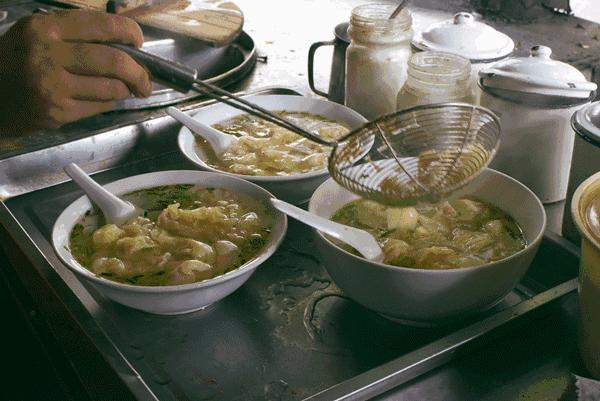 福建千里香馄饨怎么做，能否说的详细点？