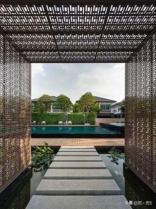 java是搭建网站吗