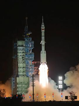 飞船发射现场直播回放 f274fed52e204db3a405a39538010522~tplv-tt-profile_shortvideo:270:360.jpeg?_iz=3710&bid=676&from=shortvideo.toutiao_rel_short_video&gid=7567417980162703398&lk3s=06827d14&x-expires=1762568542&x-signature=ykuaNPaixixuPkgQqxagi65u7R0%3D