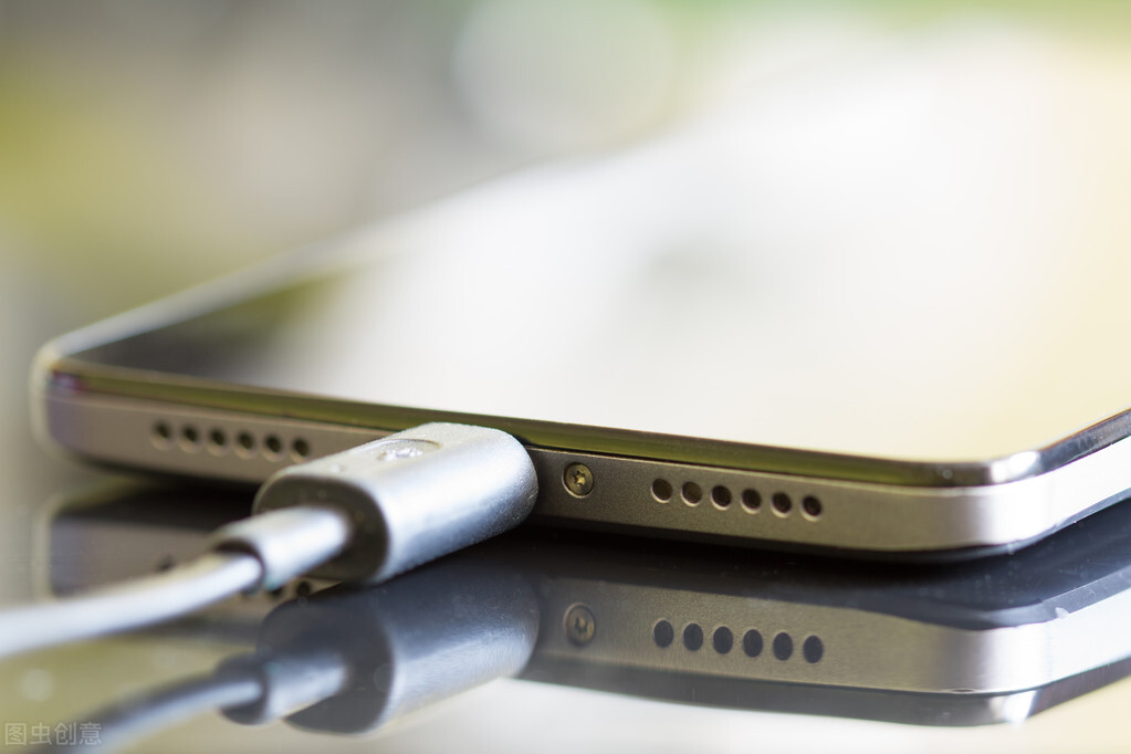 6+128手机一千元左右有哪几款？：千元手机