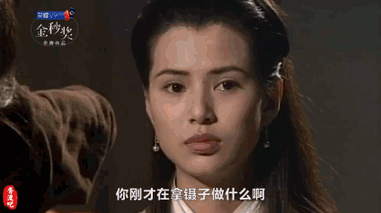奥特曼当街狂跳广场舞，中国人T恤上英语被老外嘲笑｜视频推荐
