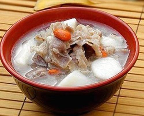 鹧鸪炖花胶有什么作用 2026年鹧鸪炖花胶有什么作用
