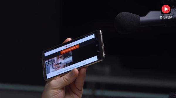 老外辣评华为Mate 10 Pro 还有保时捷限量版：看一眼就中毒