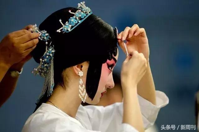 连《浮生六记》都要读翻译版，你是古文白痴吗？