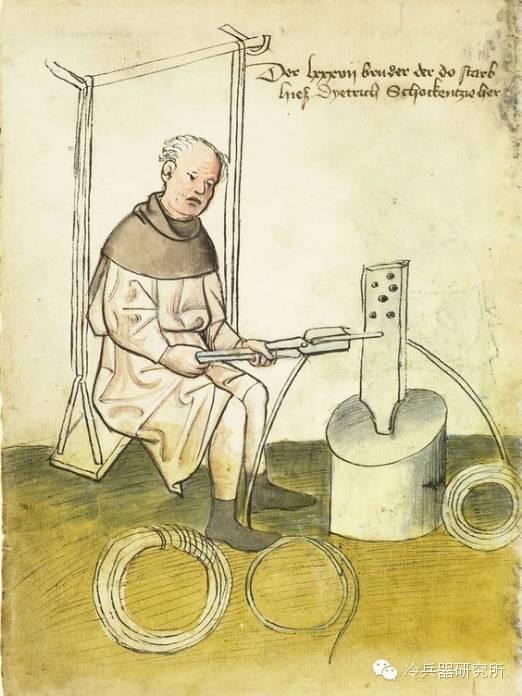 诅咒铠甲?穿上它就会死的俄国铠甲