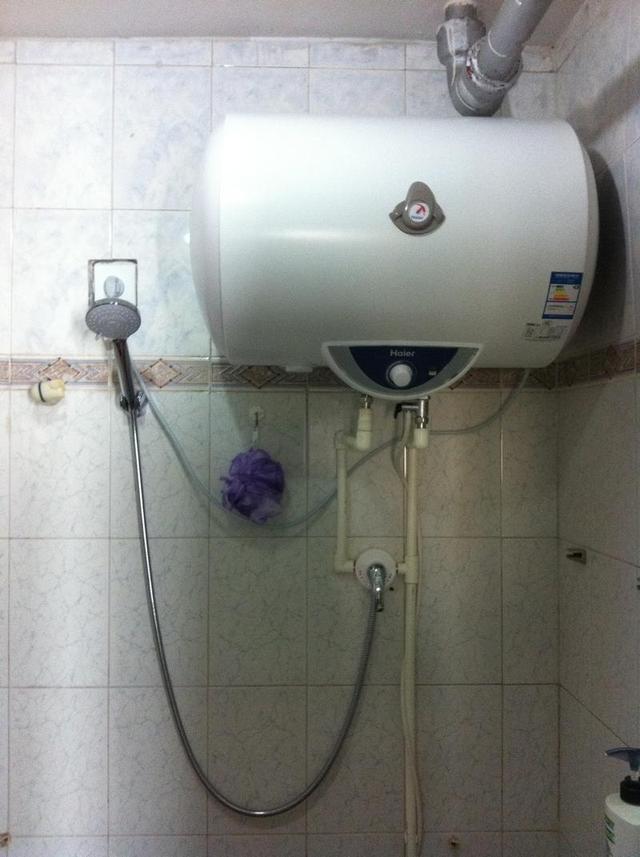 电热水器原来要这样安装才正确，可惜80%的人家里都装错了！
