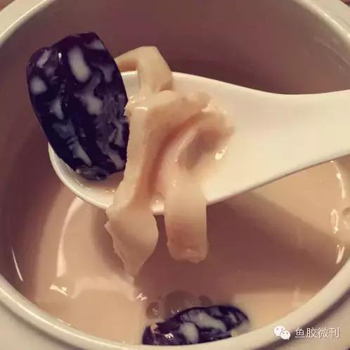 牛奶炖花胶有什么功效与作用 2026年牛奶炖花胶的功效与作用 牛奶炖花胶有什么功效与作用 2026年牛奶炖花胶的功效与作用