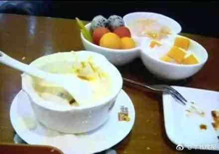 双皮奶爆炸的原因（双皮奶突然爆炸致韶关女子毁容）