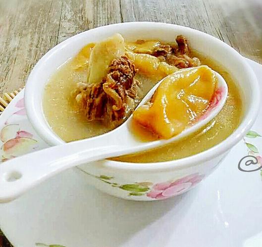 羊骨花胶鸡汤 2026年羊骨花胶汤的功效与作用