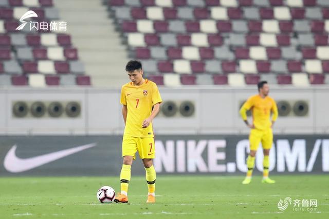 热身赛-国足客场0-1卡塔尔 门框两次救险难阻丢球