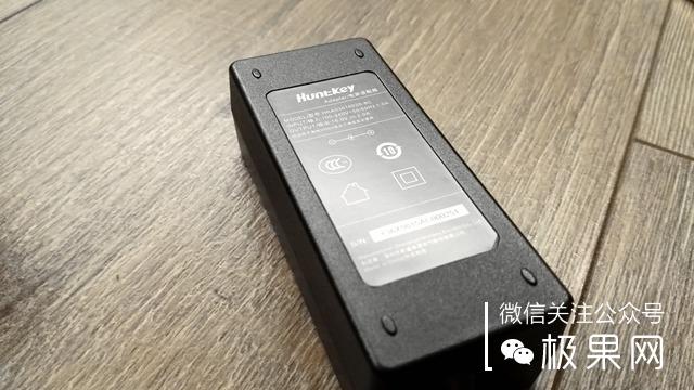 把这个“MM”放在家，小电影想怎么看就怎么看