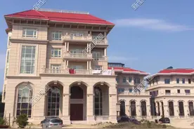 为什么有些福建人喜欢把房子盖得高高的，农村都是8、9层的别墅？图片