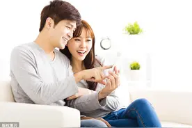 夫妻之间财产过户可以吗？离婚会查对方名下财产吗？图片