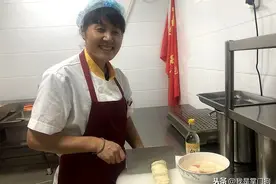 炒莲藕发黑变色，告诉你一招轻松解决办法，保证藕片白净爽脆入味图片