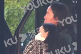 江一燕与赵汉唐选房车，靠肩还同乘离开举止亲密，刚被曝隐婚生子图片