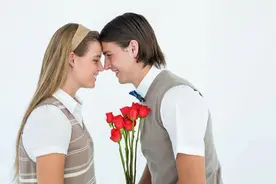 当女人伸手向男人要钱的时候，你就输了图片