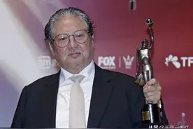 元彪回忆童年趣事：洪金宝借我两毛钱不还，成龙为我出头打架图片