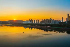 这些知名企业已经入驻南宁五象新区，房地产开山劈路图片