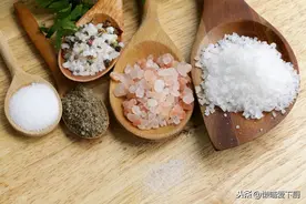 买食盐时，1元一袋和20元一袋有啥区别？这下终于弄明白了图片
