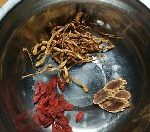 花胶花旗参鸡汤做法 2026年花胶花旗参煲鸡