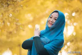 中老年阿姨，拍照“脸大”苦恼吗？3个摄影技巧就解决图片