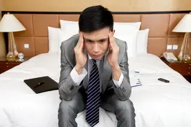 跟领导出差，独处时聊这三件事，越聊越受宠，别把好牌打成稀烂图片