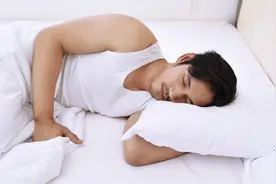 为何睡到凌晨3.4点就醒了？2类原因要分清楚，特别是中老年人图片