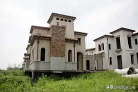 农村自建房有规矩，出现5种情况，房子有可能被拆除图片