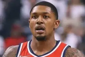 深度：从最纯粹的射手成长为攻防兼备，比尔是如何在奇才做到的？图片