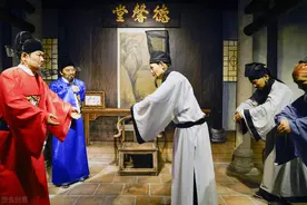 “三言”故事：养父杀生父，20年后御史儿子断案，养恩血缘孰重？图片