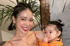 日本辣妈带娃不耽误秀身材！爱穿短裤吊带裙，却被喷“不知羞耻”图片