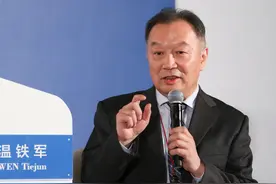 三农专家温铁军：城里的房子能卖，为啥农民的房子不能卖？图片