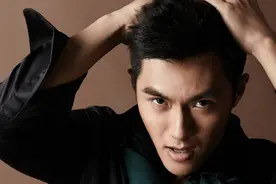 长相似邱泽，大三就被大导捧出，本是潜力新星却一拳打掉星途？图片