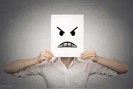 外甥高考填报志愿滑档后，崩溃的姐姐抱怨所有人图片